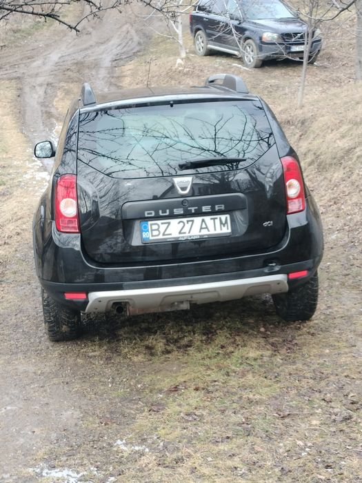 Vând Duster 4x4 1.5 DCI