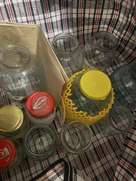 Отдам банки бесплатно