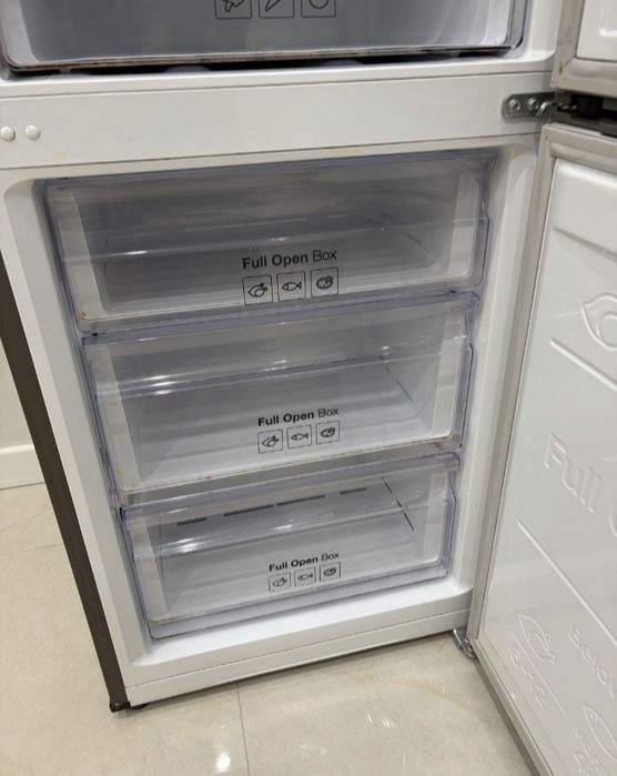 Продам холодильник Samsung