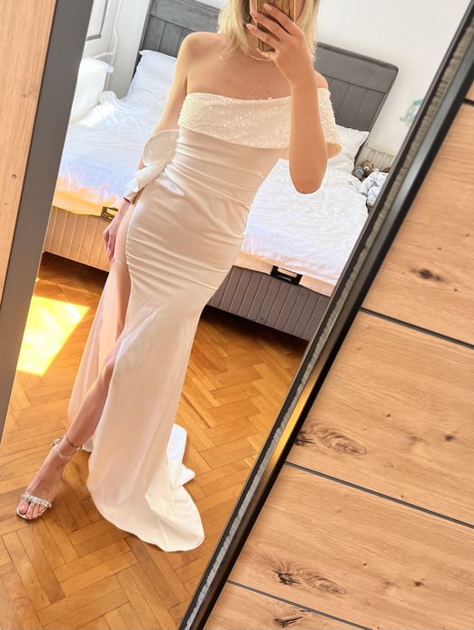 Vand rochie cununie/nunta sau orice alt eveniment alba