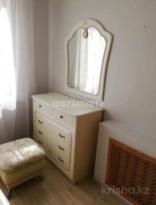 Продам спальный гарнитур