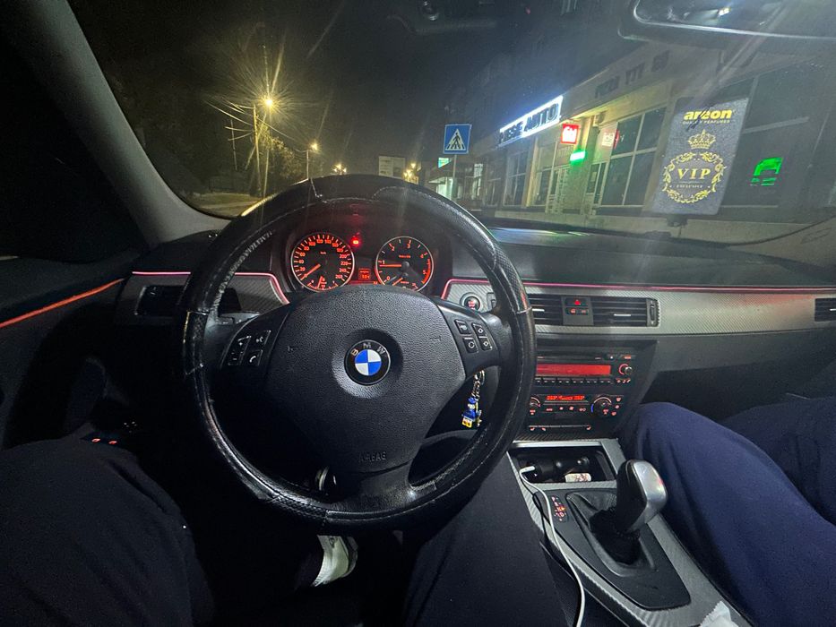BMW Seria 3 E90 320d 2006