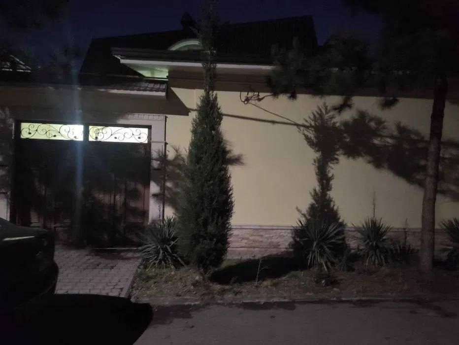 СРОЧНО!Сдается участок Яккасарайский р-н возле кафе Джуманджи ( н824 )