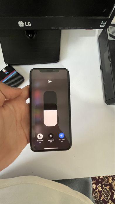 iPhone Xs  LL/A region