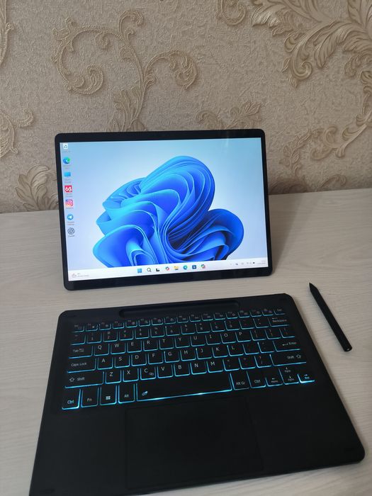 Microsoft Surface Pro X LTE