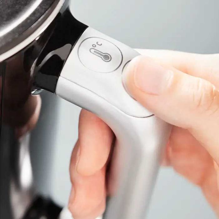 TEFAL Smart'N Light, Електрическа Кана KO851830, 1.7л., Черна