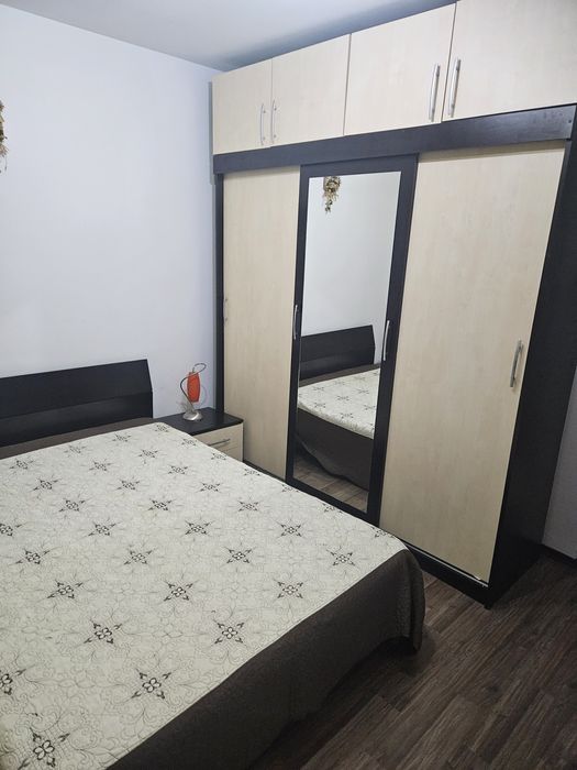 Inchiriez apartament 2 camere zona centrala în Avrig