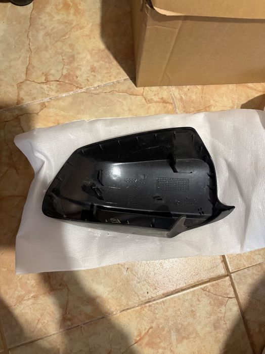 Капаци за огледала