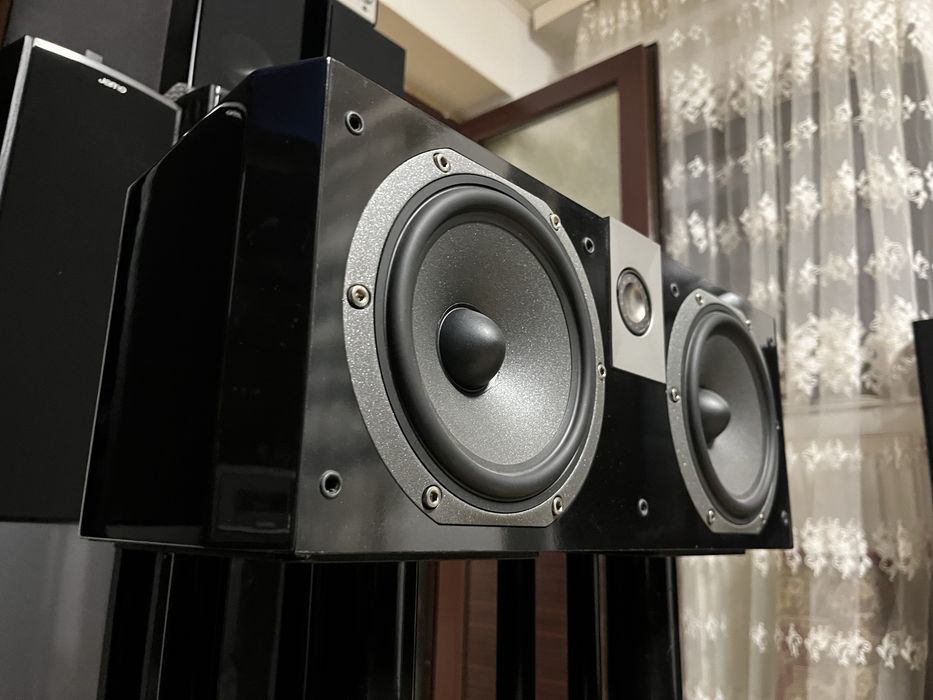 Boxa centru Focal Chorus cc700V