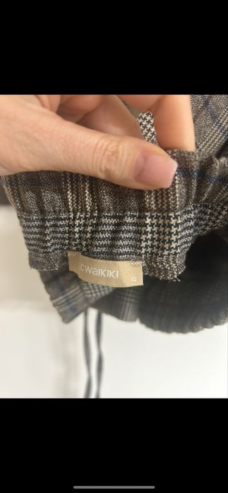 Pantaloni L.C.Waikiki.