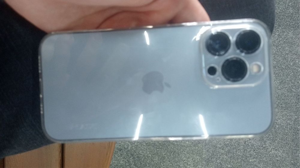 Iphone 13 pro sotiladi srochna