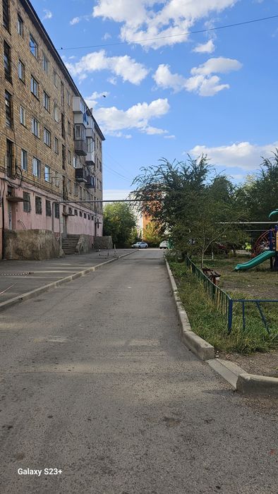 Продается 2 ух комнатная квартира