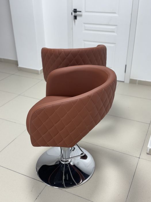 Кресло парикмахерское