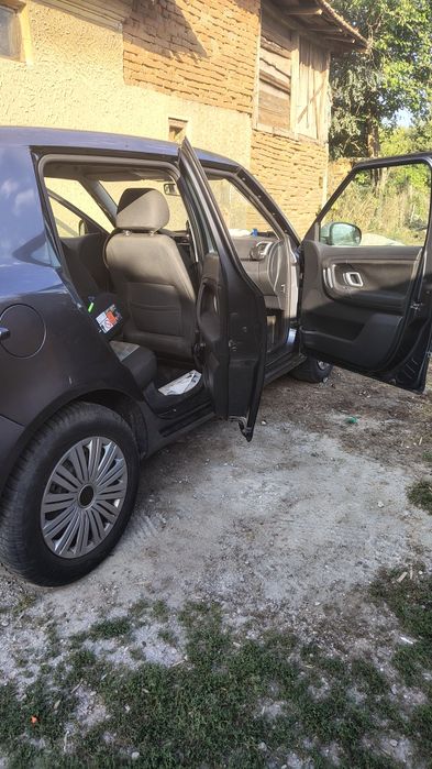 Vând  Skoda  pentru dezmembrare /reparare /