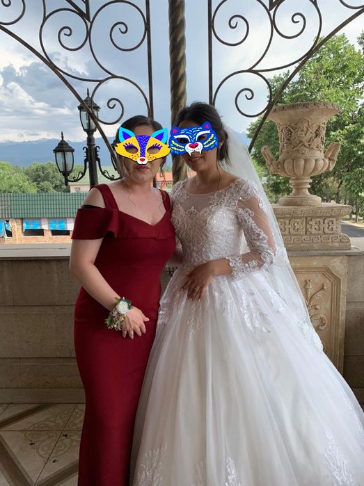 Свадебное платье