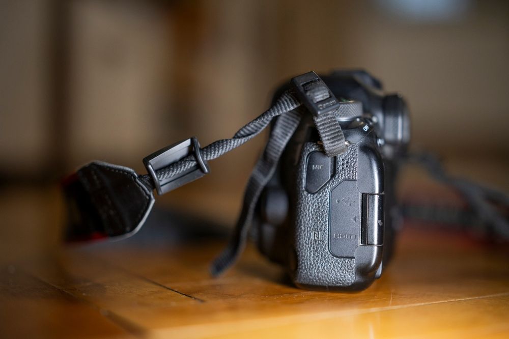 Aparat foto Canon 6D MK2