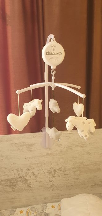 CHIPOLINO Музикална въртележка за легло