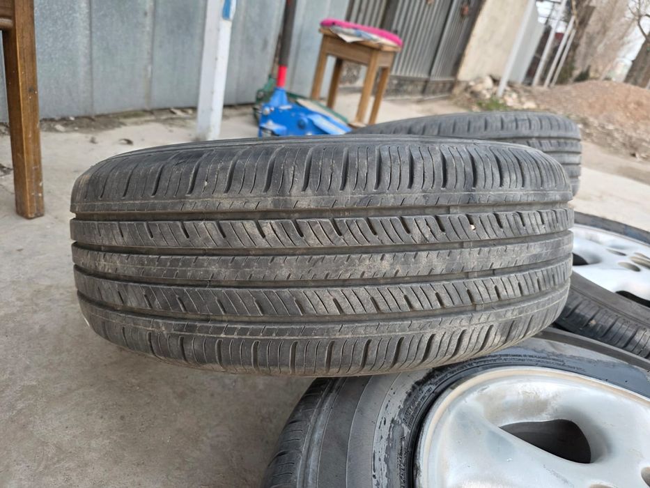 Продам Шина на Camry