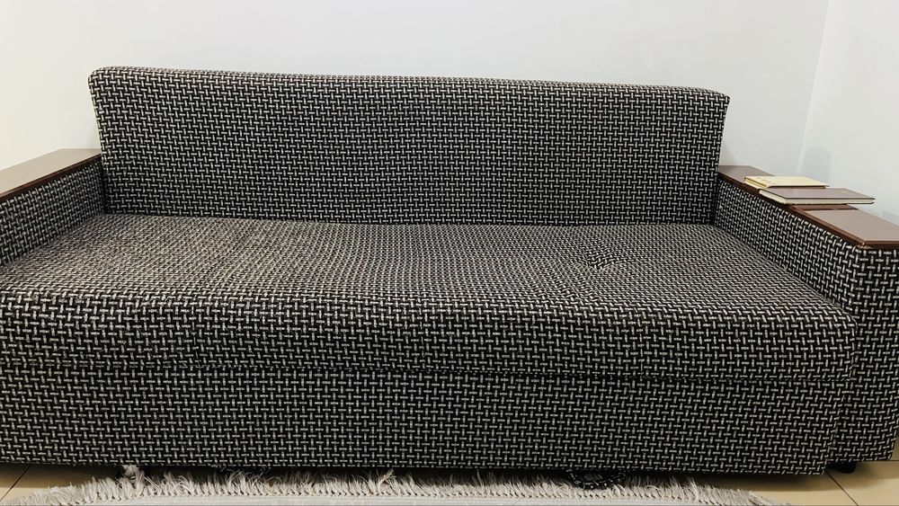 Диван в хорошем состоянии