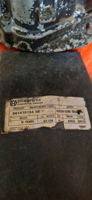 Masina tuns iarba Husqwarna R 152SV
