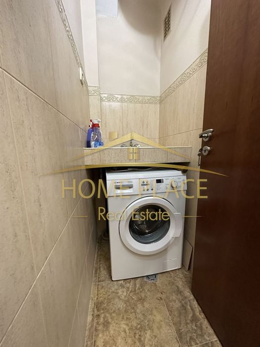 Дава се под наем Тристаен апартамент в Варна, Център - 120 кв.м за 1020 € - Снимка #12