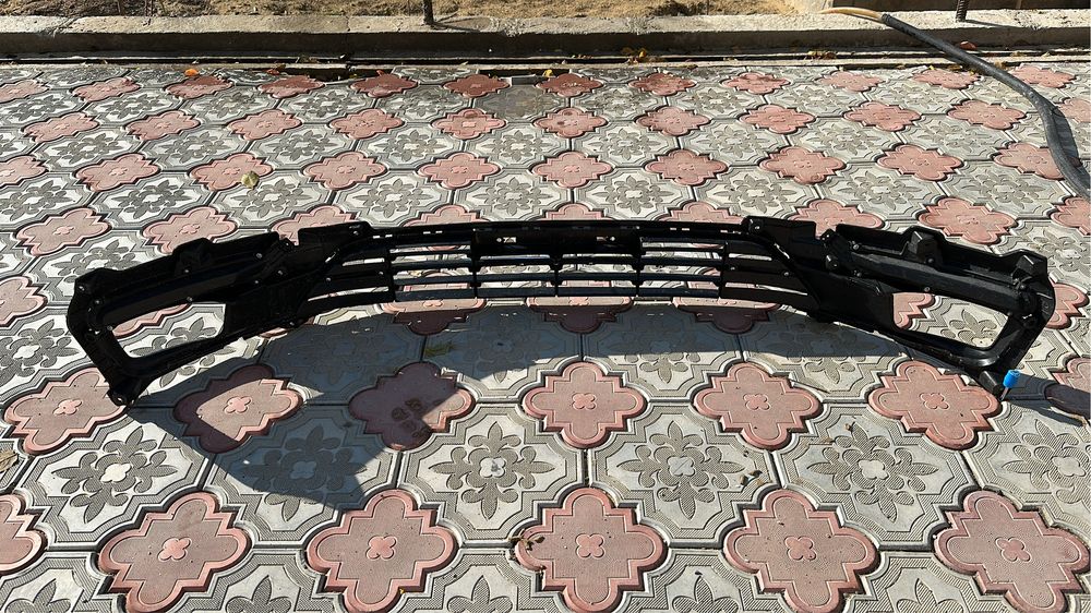 Решёткп в бампер киа рио 2015г