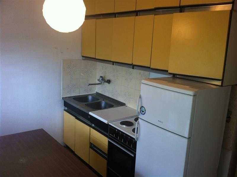 Дава се под наем Двустаен апартамент в Бургас, Изгрев - 57 кв.м за 178.5 € - Снимка #1