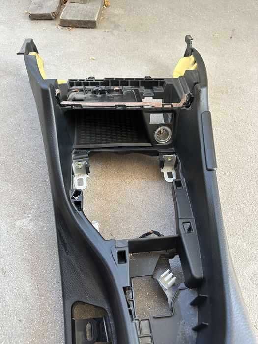 Бар/Подлакътник за BMW X1 2014