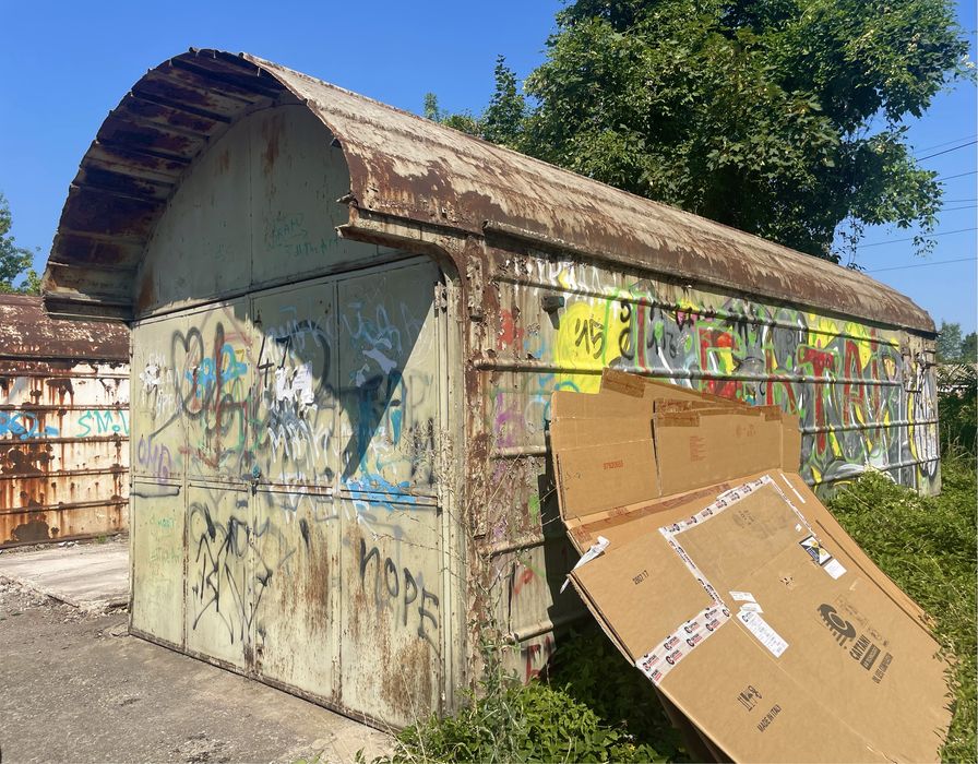 Преместваем гараж - железен