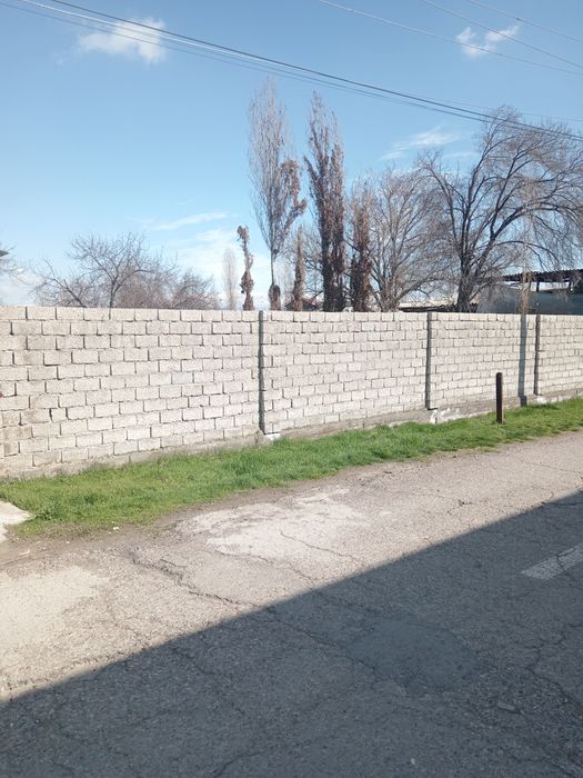 Участок под строительство...