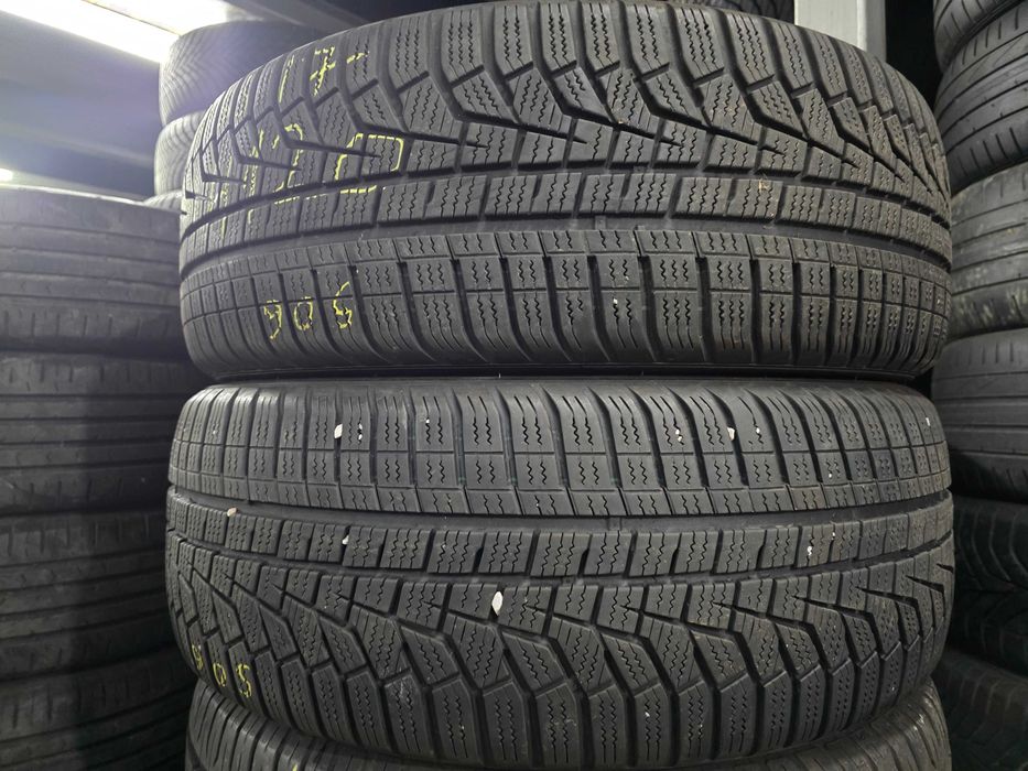 2бр Зимни гуми 205 55 17 - Hankook
