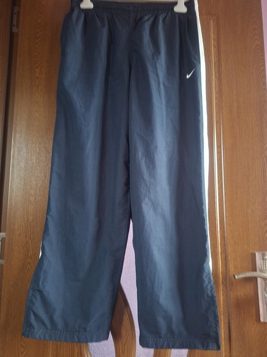 Vând Pantaloni Trening Bărbați Nike Mărimea L
