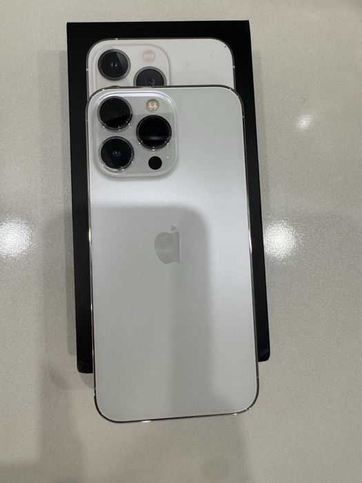 Iphone 13 pro белый (Silver) идеальное состояние
