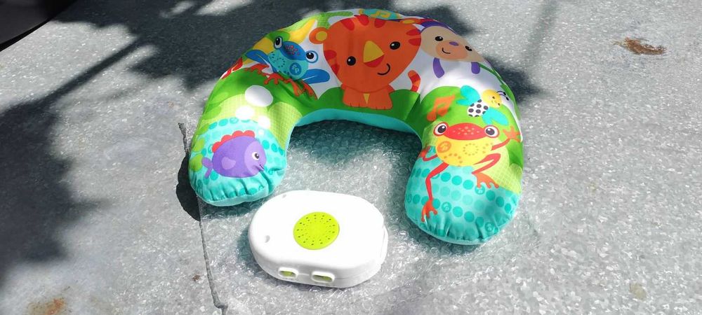 Бебешка възглавничка за игра по корем Fisher Price