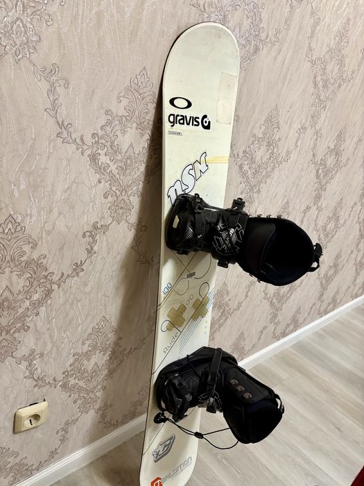Продам Сноуборд
