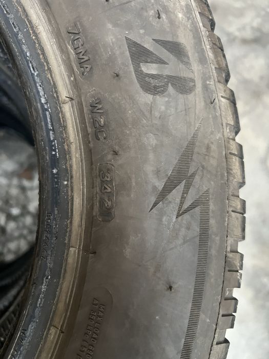 Anvelope M+S 205 65 16 Bridgestone