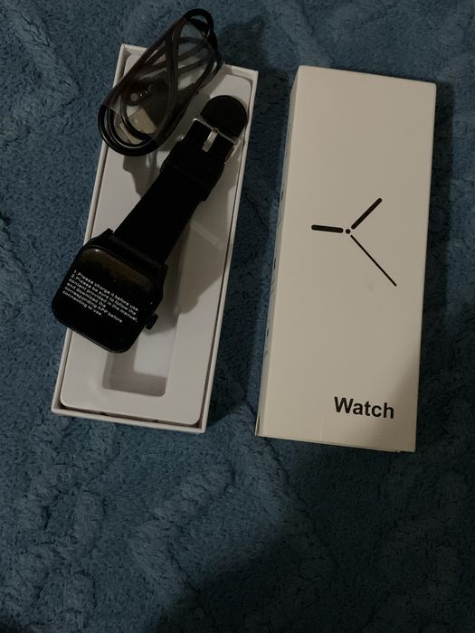 Новые часы Watch продам