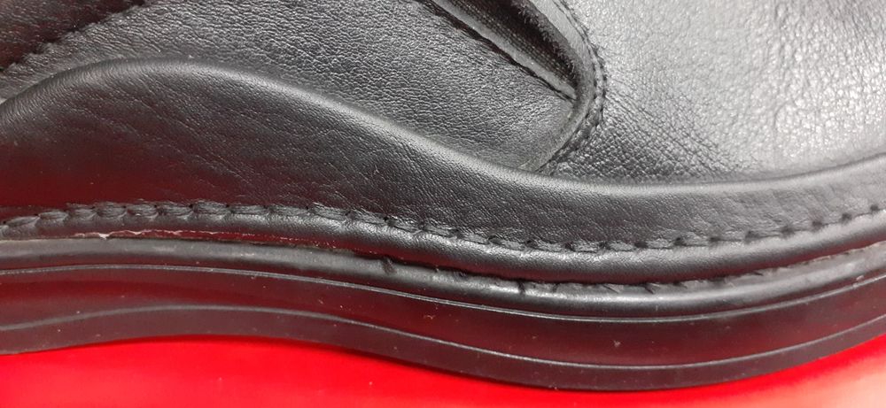 Мужские туфли. Кожаные.