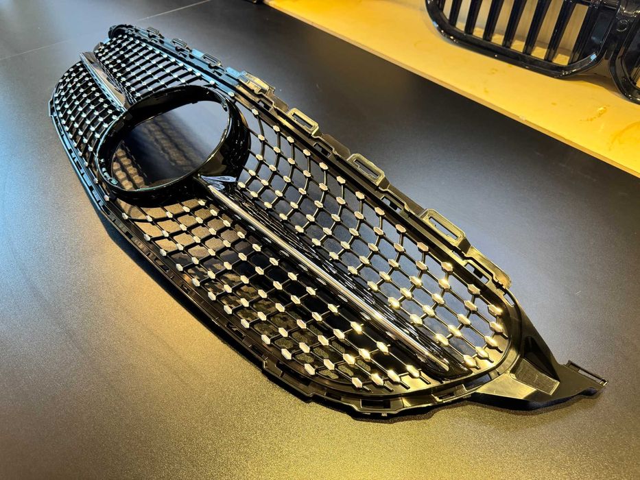 Grila Centrala Diamond Mercedes C-Class W205 2015-2018