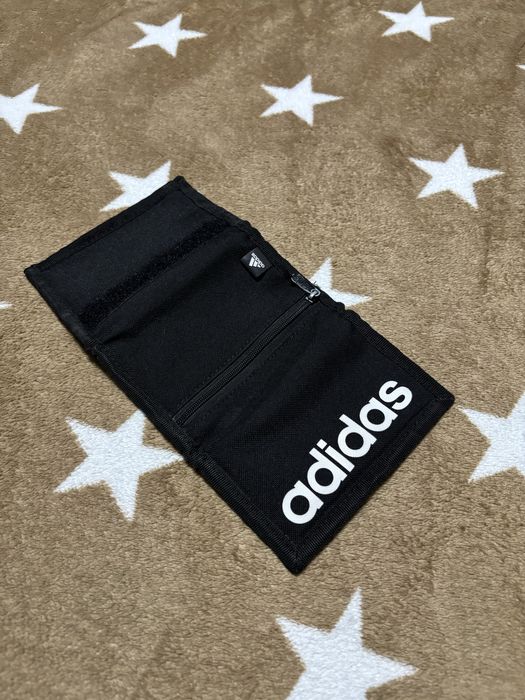 vand portofel adidas, stare 9/10