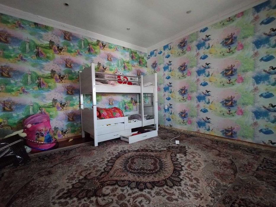 Сиз излаяткан ажоиб хонадон!!