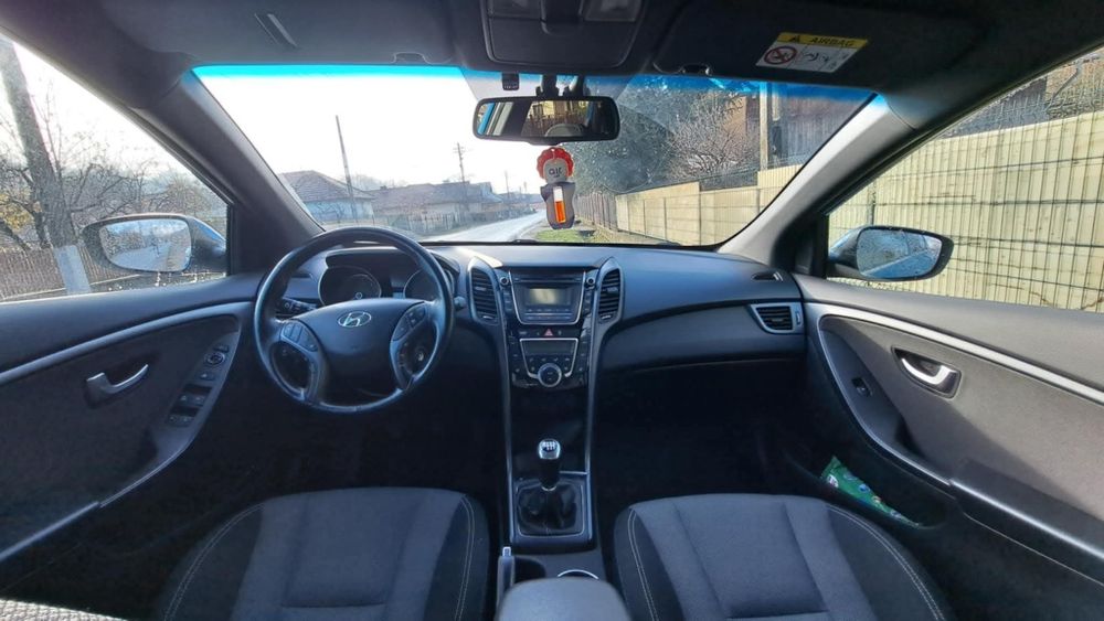 Vând Hyundai i30