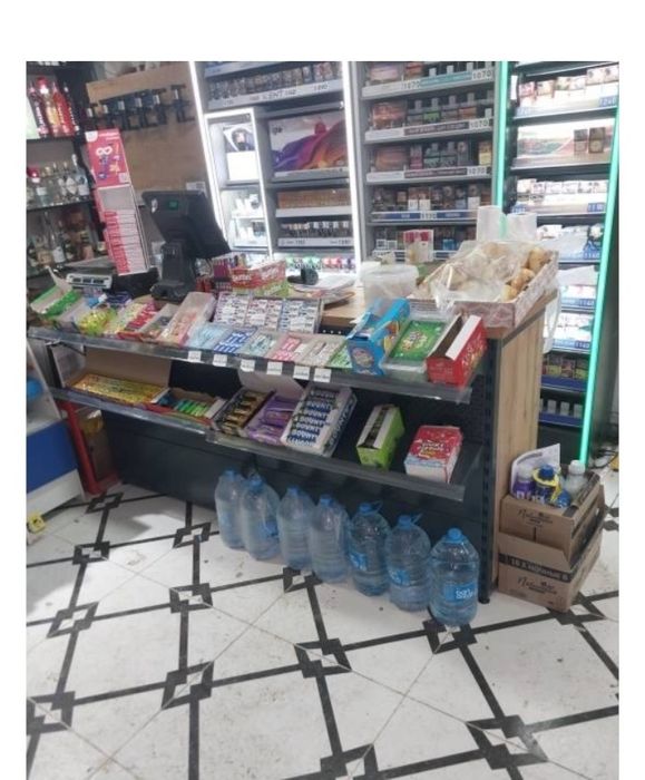 Кассовая зона, Кассовый стол