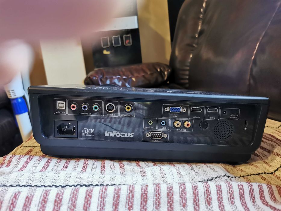 Проектор  InFocus SP8600 - Full 1080p (1920 × 1080) resolution