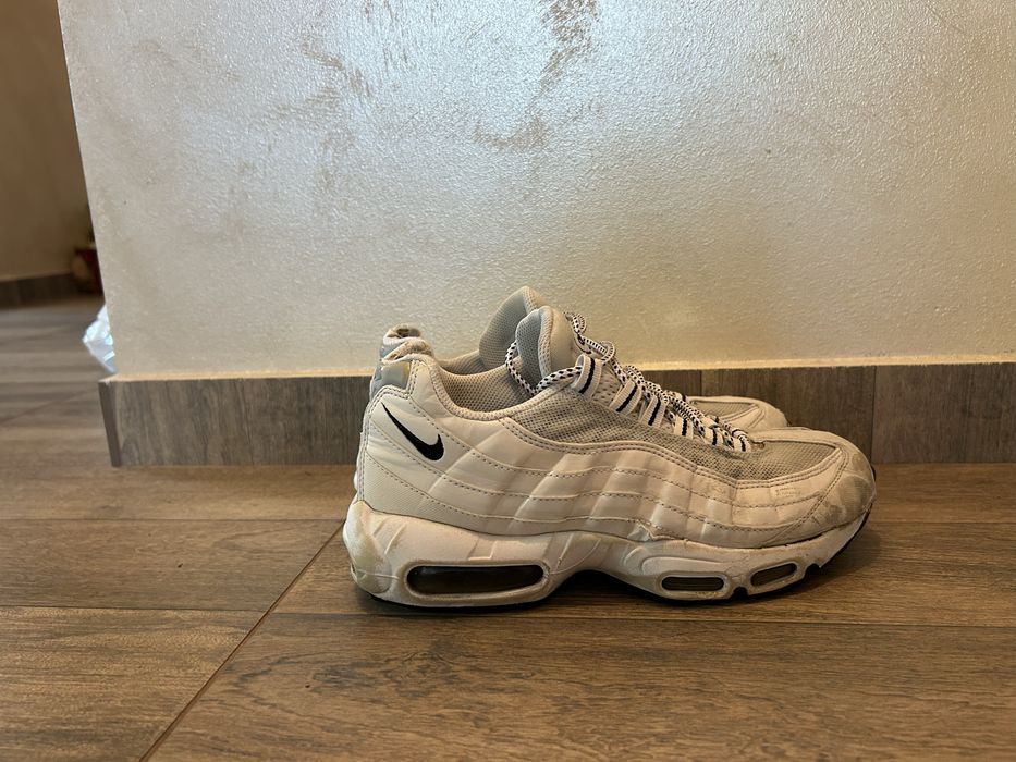 Бутонки adidas 40 номер и маратонки NIKE -40 номер за доизносване