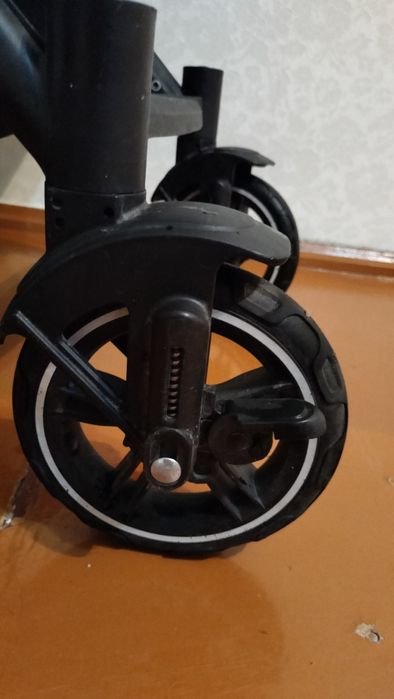 Продам коляску детскую