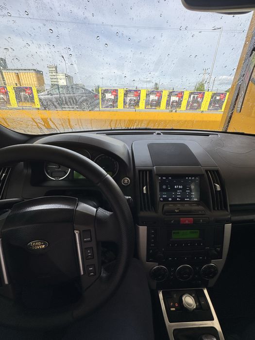 Land Rover Freelander 2