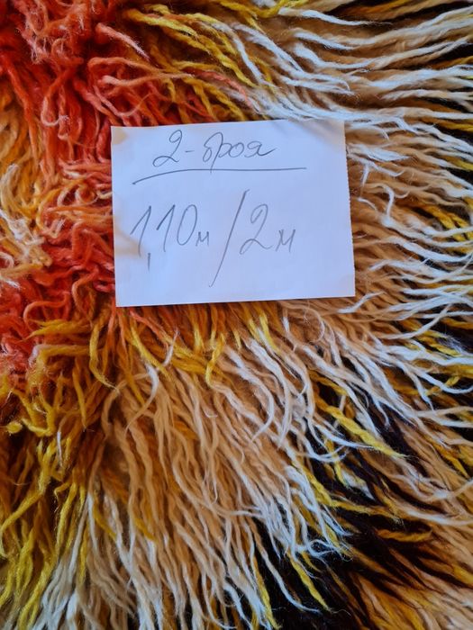 Два броя китеници за ъглови дивани цветни