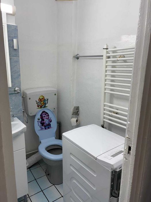 Inchiriez apartament cu 2 camere mobilat