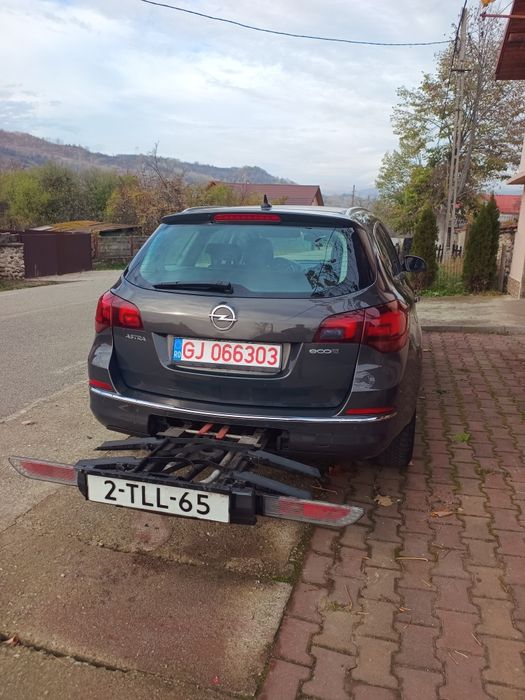 Opel astra j 1.7